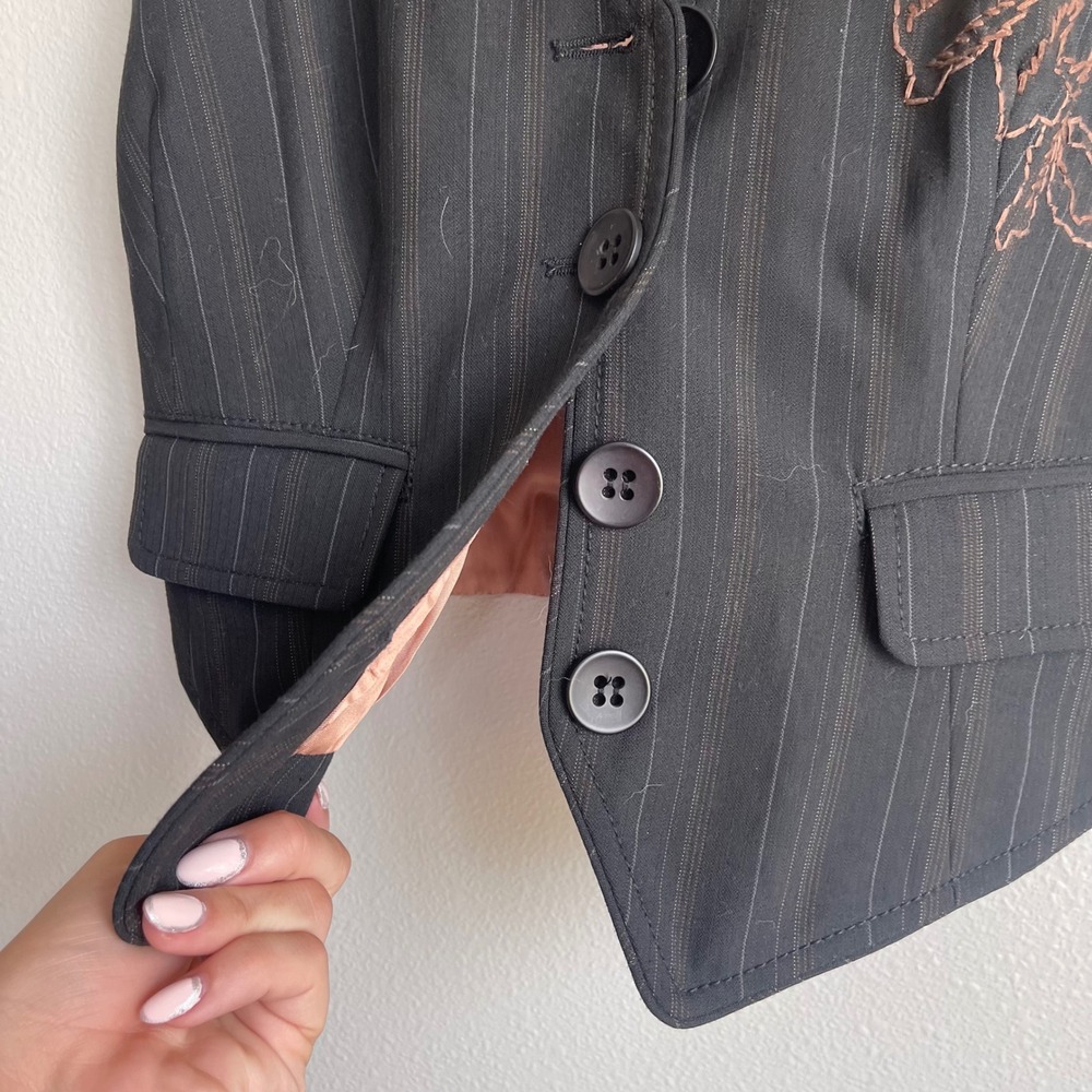 Vintage 90s Y2K Bebe Pinstripe Floral Embroidered Vest‎ - Picture 6 of 9